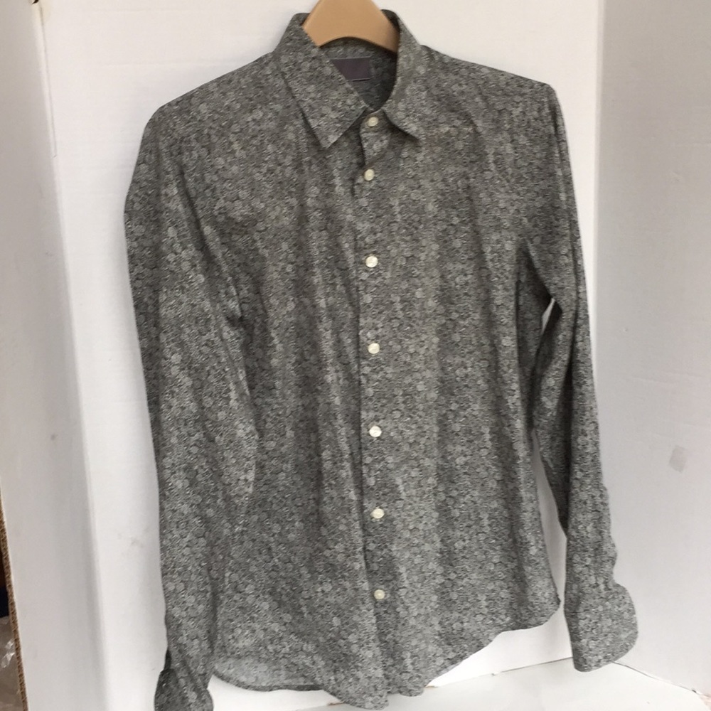 Vince Mens Medium green floral shirt long sleeve